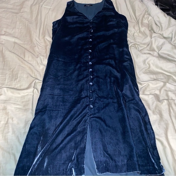 MADEWELL BY JCREW BLUE VELVET BUTTON FRONT MIDI DRESS WITH SIDE SLITS TRENDY - Picture 8 of 13